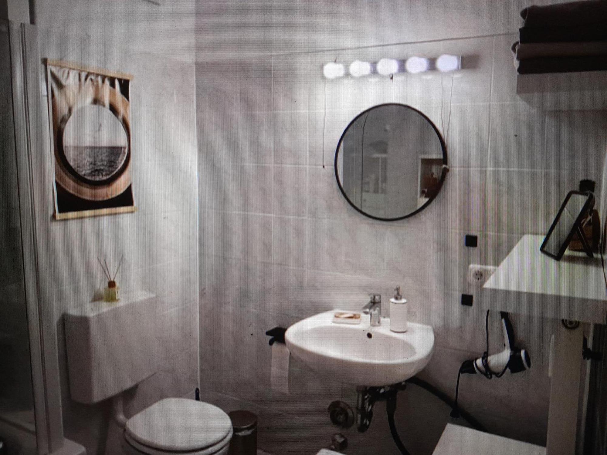Tillmann Hjaz Apartment *
